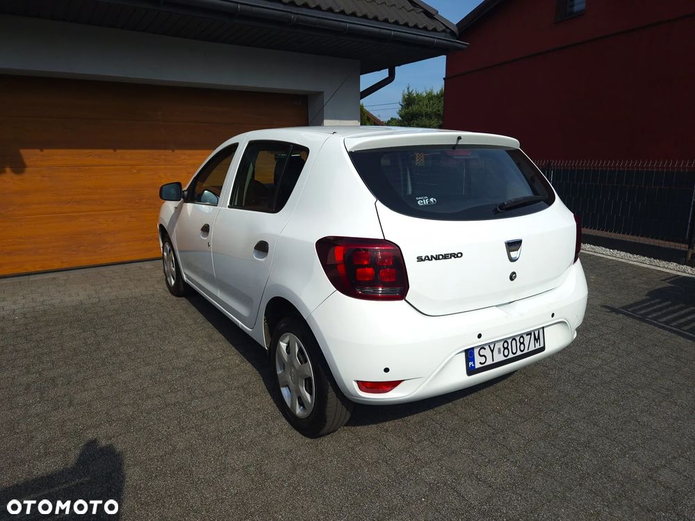 Dacia Sandero SCe 75 Essential - 5