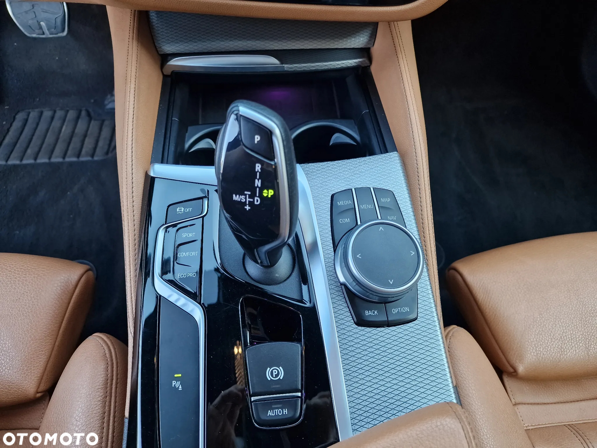 BMW Seria 5 540i xDrive M Sport sport - 33