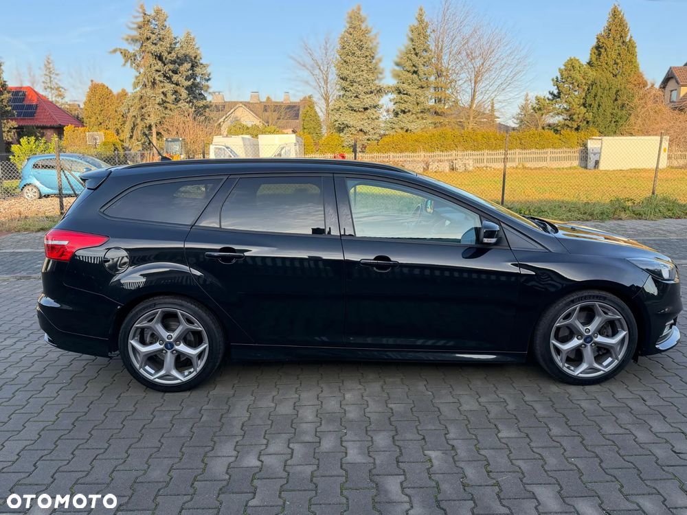 Ford Focus 2.0 TDCi ST - 5