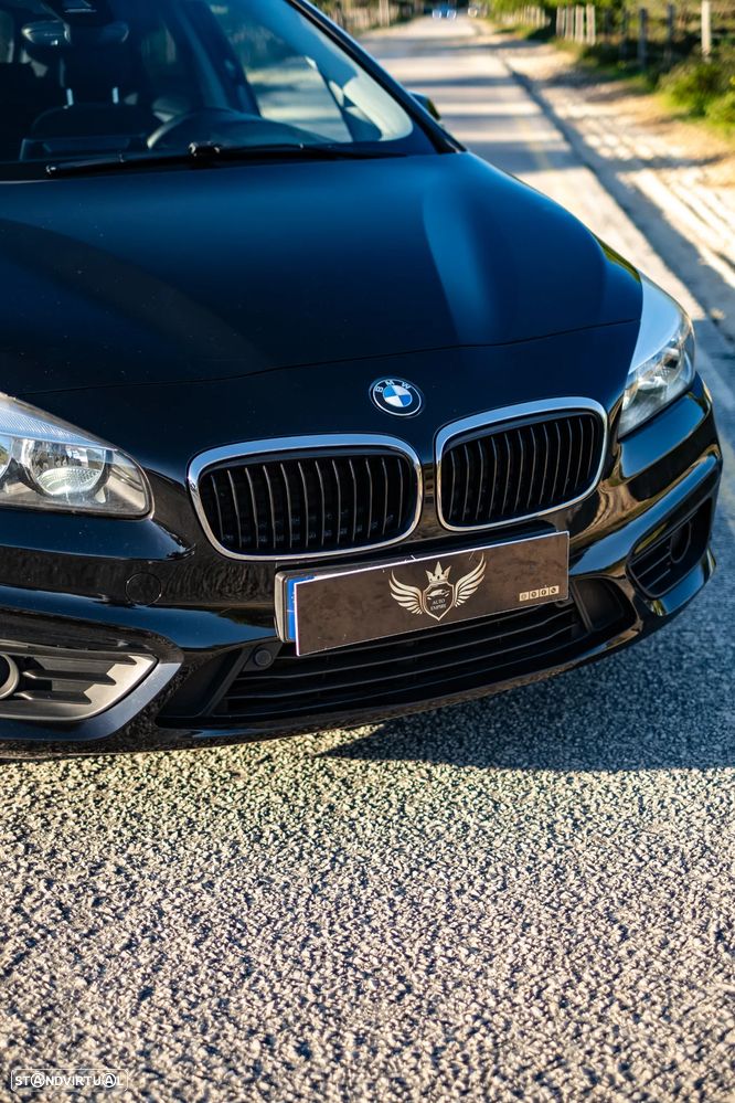 BMW 216 Active Tourer d Aut. Sport Line - 4