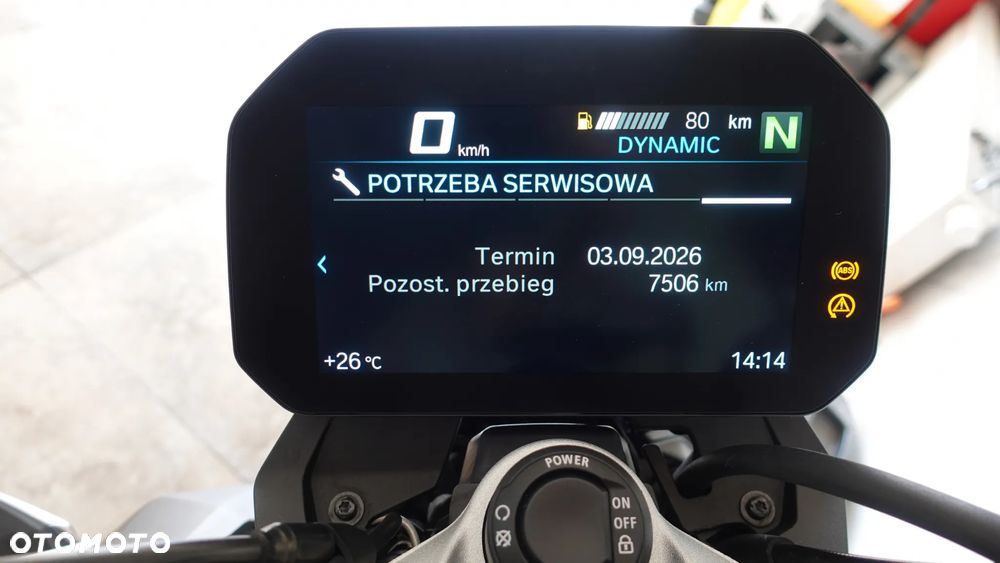 BMW F - 20