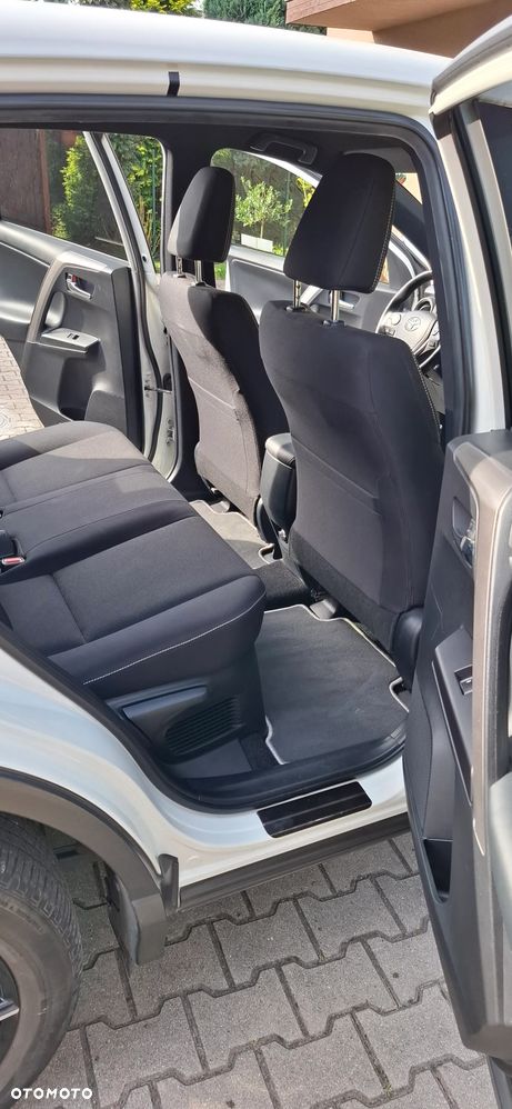 Toyota RAV4 - 9
