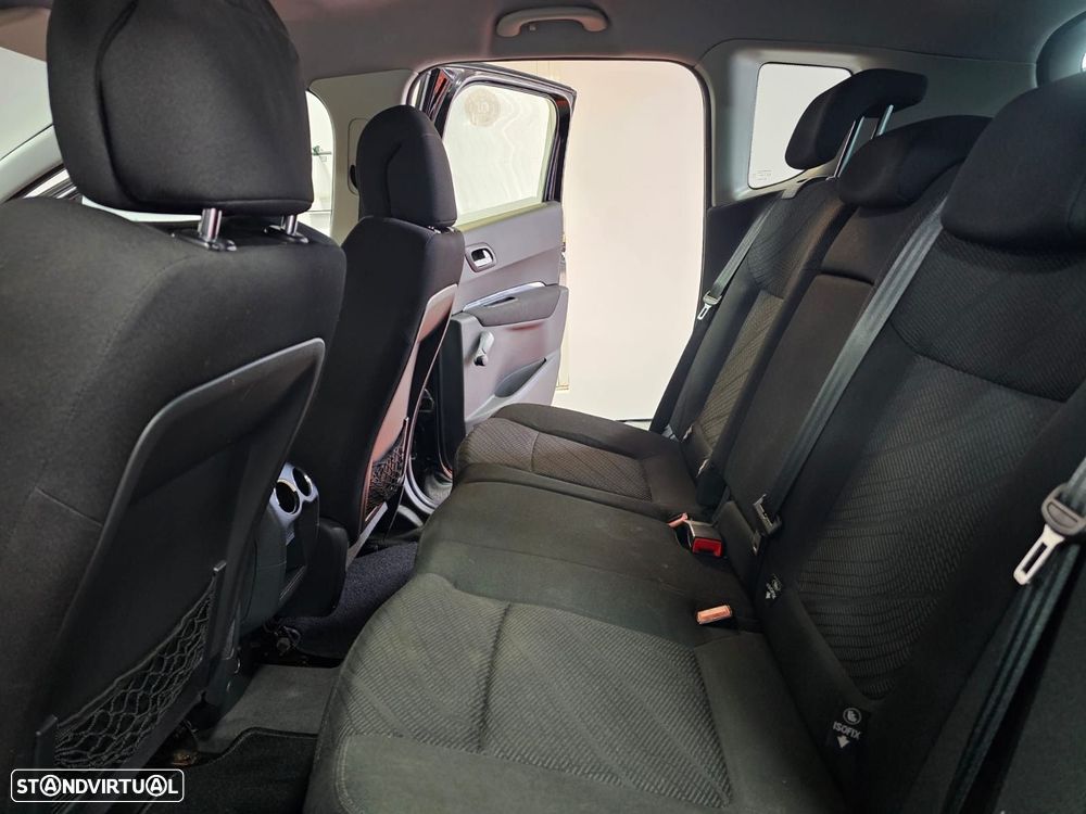 Peugeot 3008 1.6 HDi Premium - 13