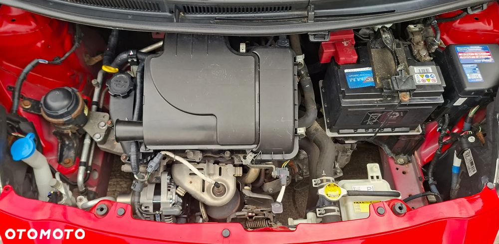 Toyota Yaris 1.0 VVT-i Sol - 13