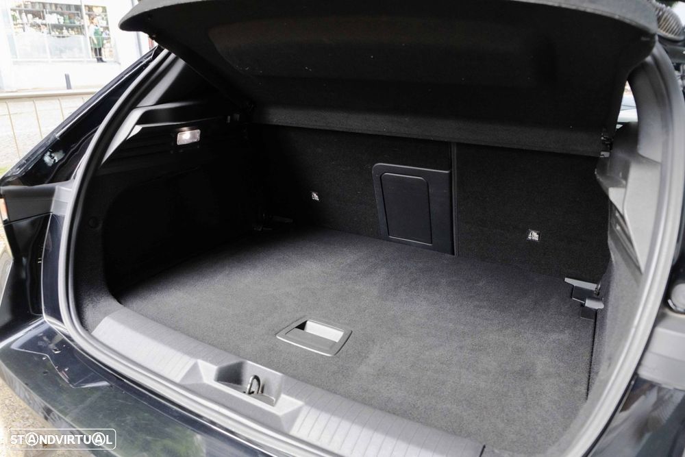 Opel Astra 1.5 D Elegance Aut. - 22