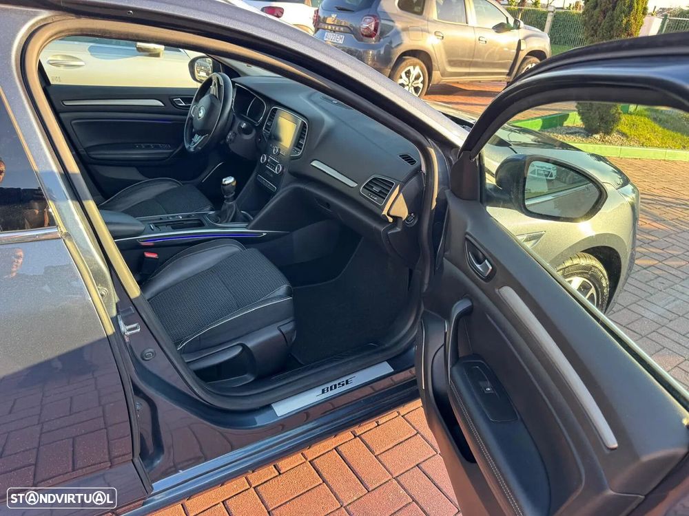 Renault Mégane Sport Tourer ENERGY TCe 130 BOSE EDITION - 30
