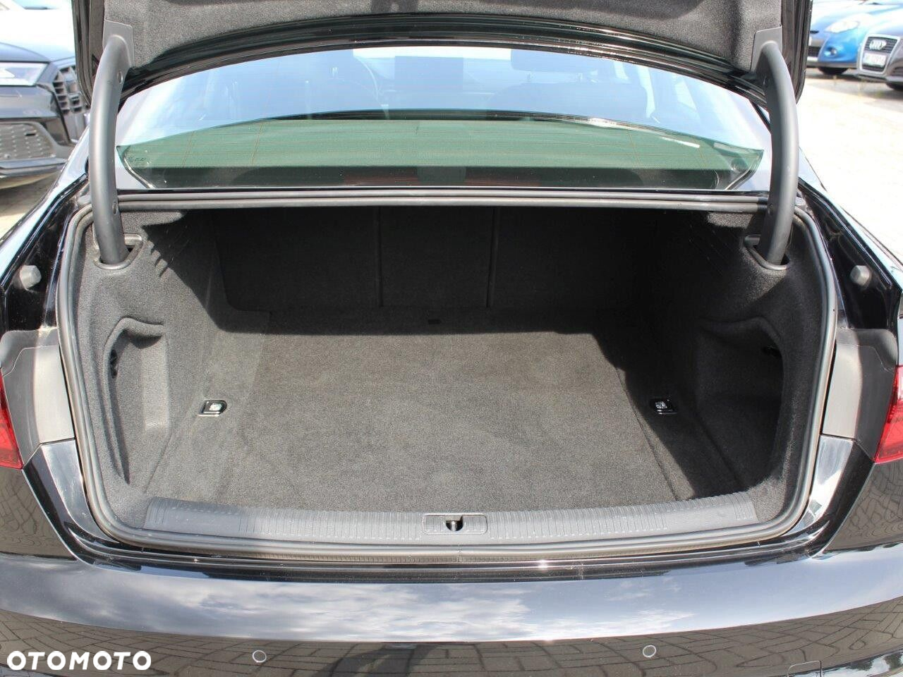Audi A4 - 13
