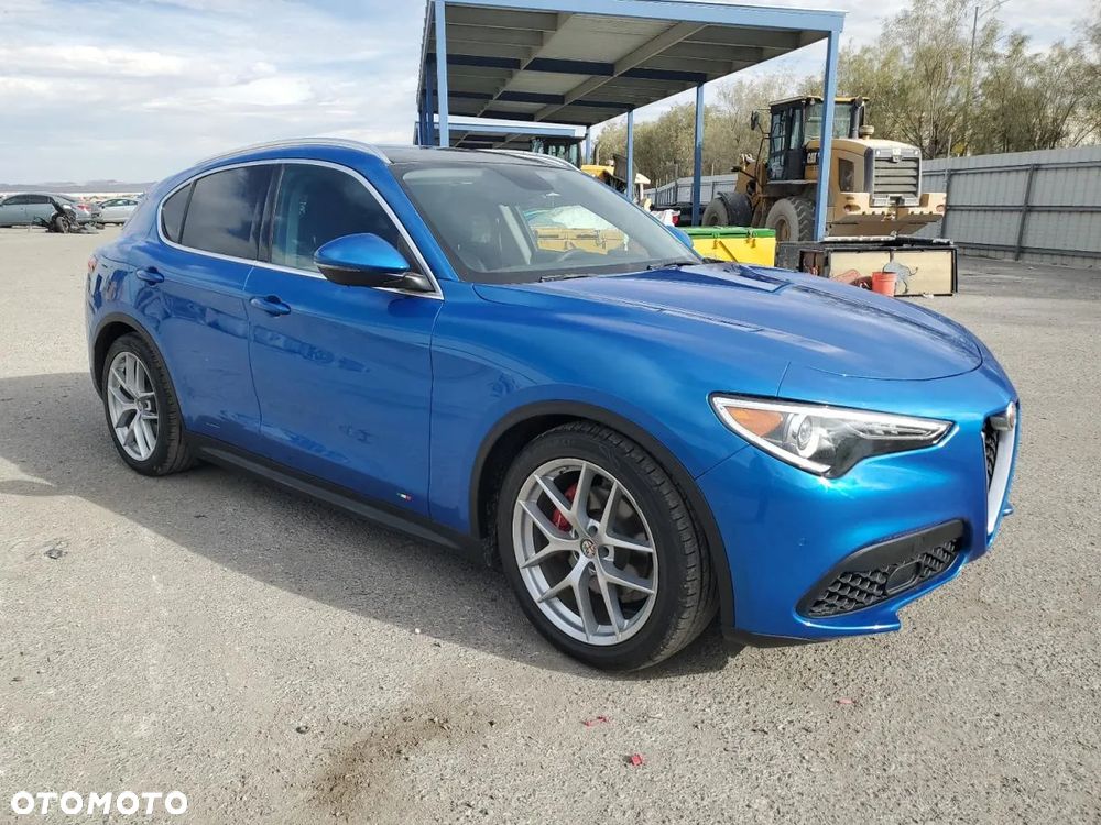 Alfa Romeo Stelvio 2.0 Turbo 16V AT8-Q4 Ti - 1