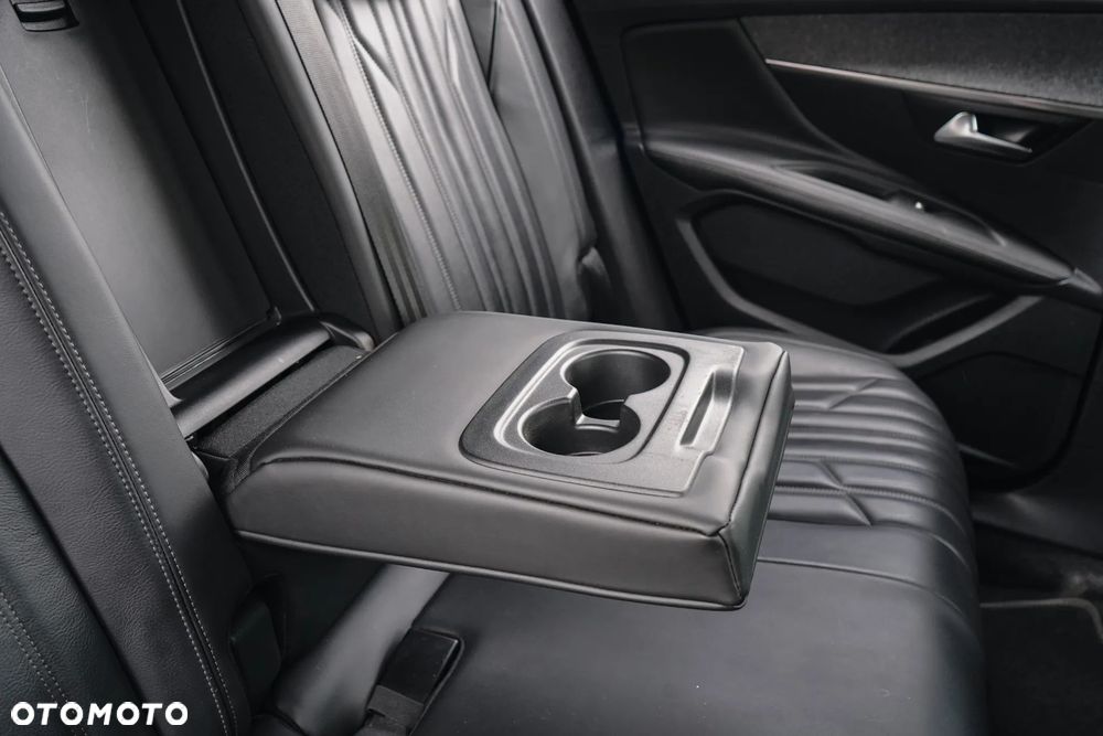 Peugeot 3008 1.6 THP Allure S&S EAT6 - 28