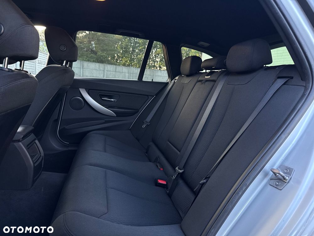 BMW Seria 3 - 11