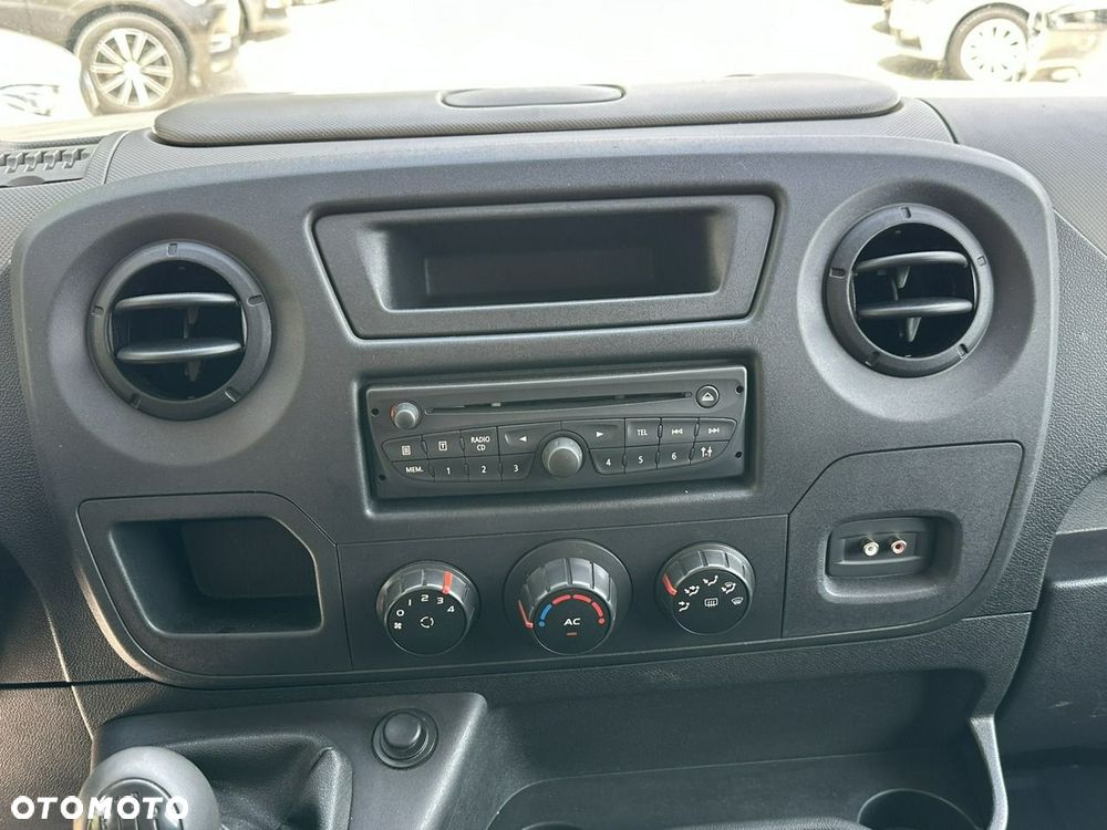 Renault Master - 17