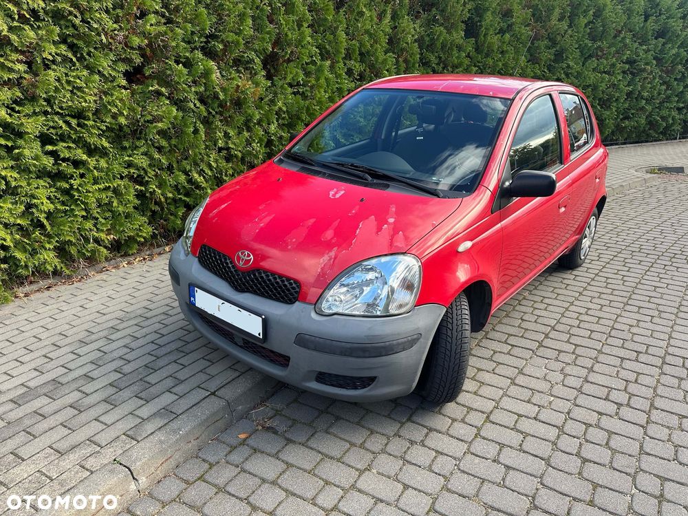 Toyota Yaris 1.0 Base - 2