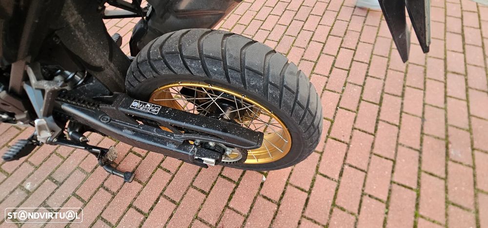 Honda Africa Twin - 12