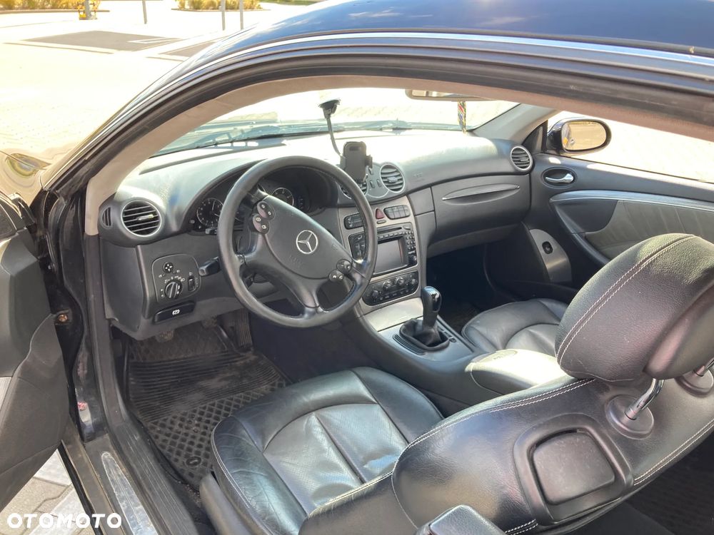 Mercedes-Benz CLK 270 CDI Avantgarde - 15