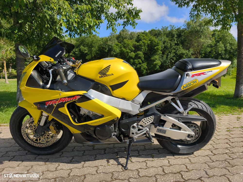 Honda CBR 900 RR - 6