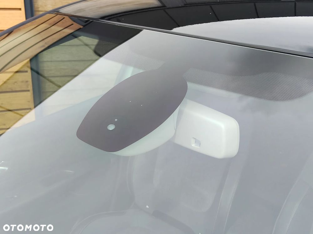 Renault Captur ENERGY TCe 120 EDC Luxe - 4