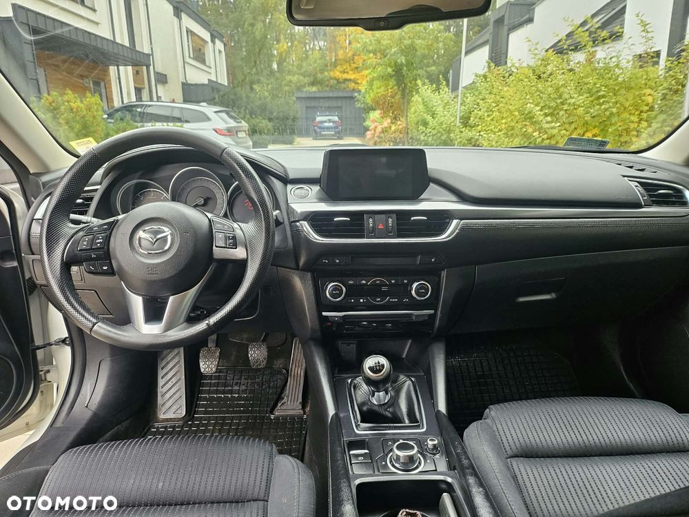 Mazda 6 - 12