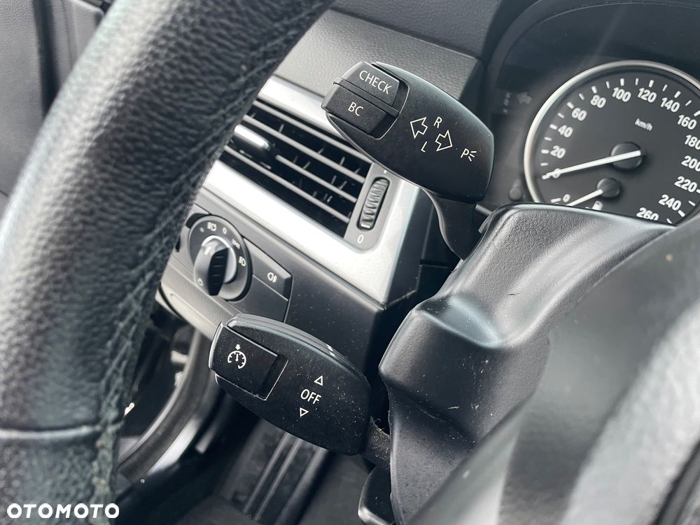 BMW Seria 5 520d Edition Lifestyle - 22