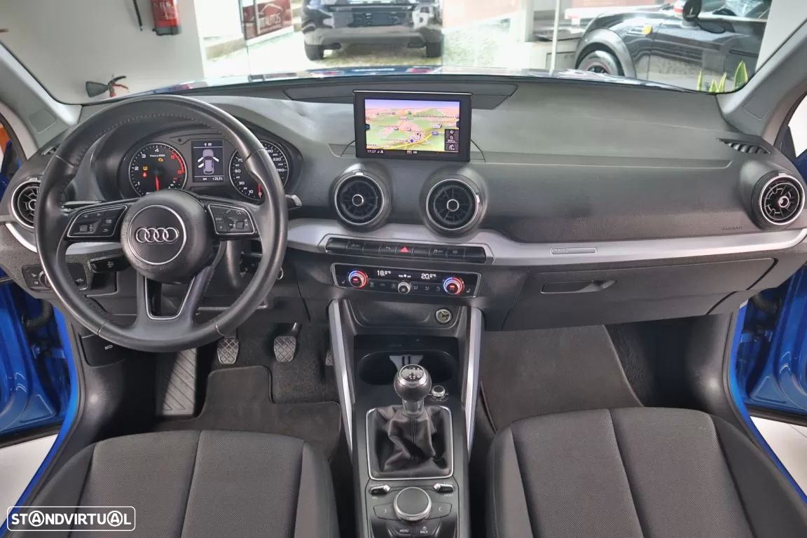 Audi Q2 1.6 TDI Design - 30