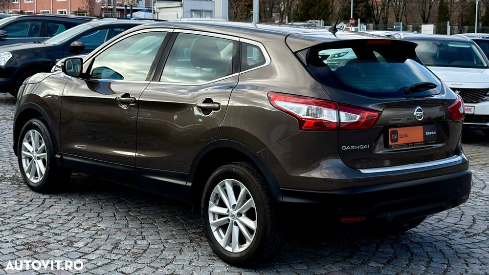 Nissan Qashqai - 4