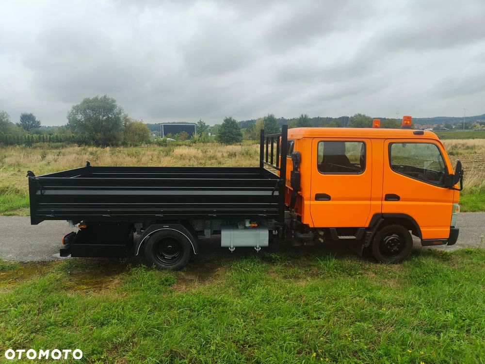 Mitsubishi FUSO Canter - 10