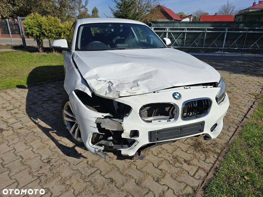 BMW Seria 1 116d Sport Line - 9