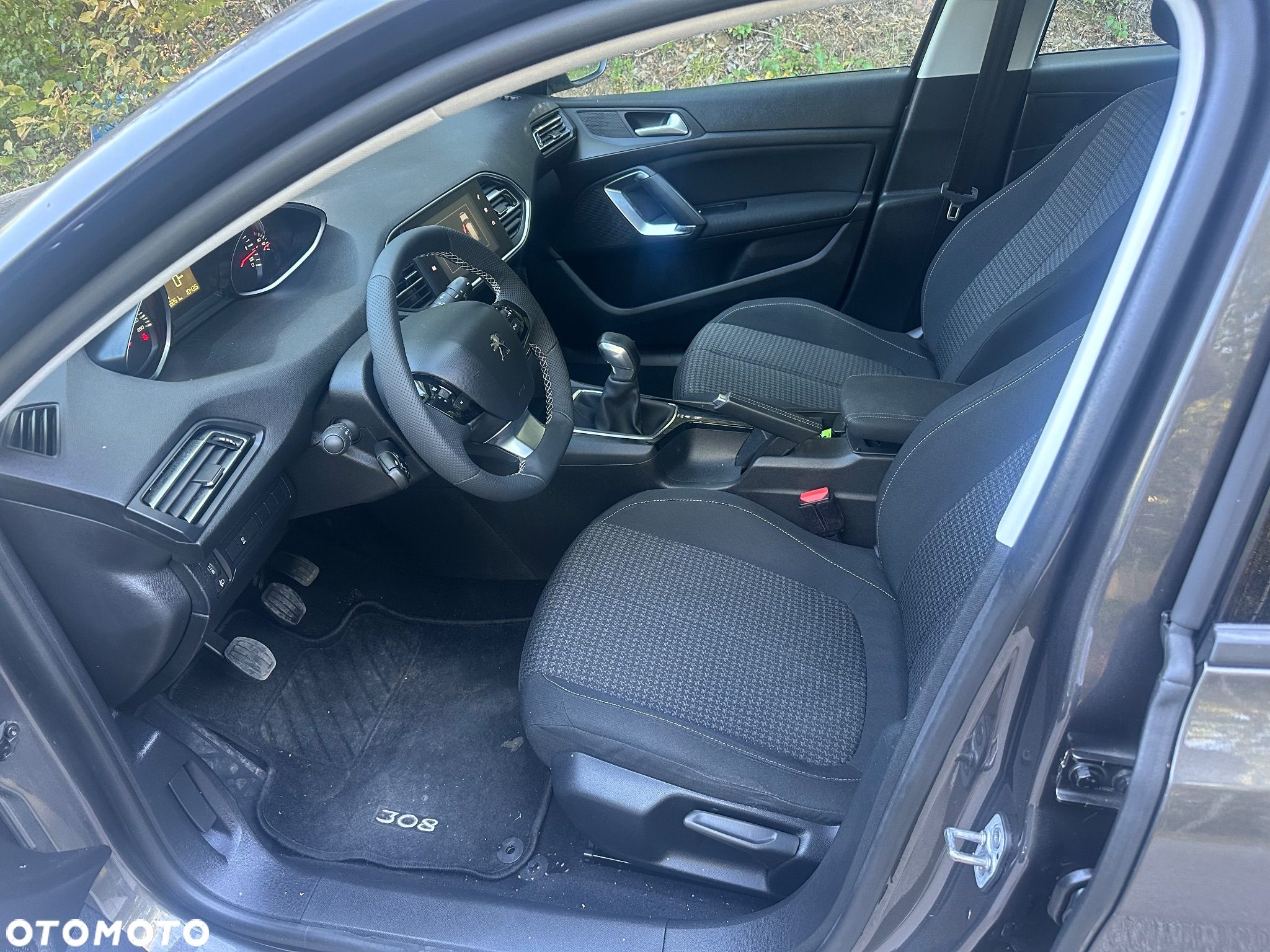 Peugeot 308 1.6 e-HDi Allure S&S - 8