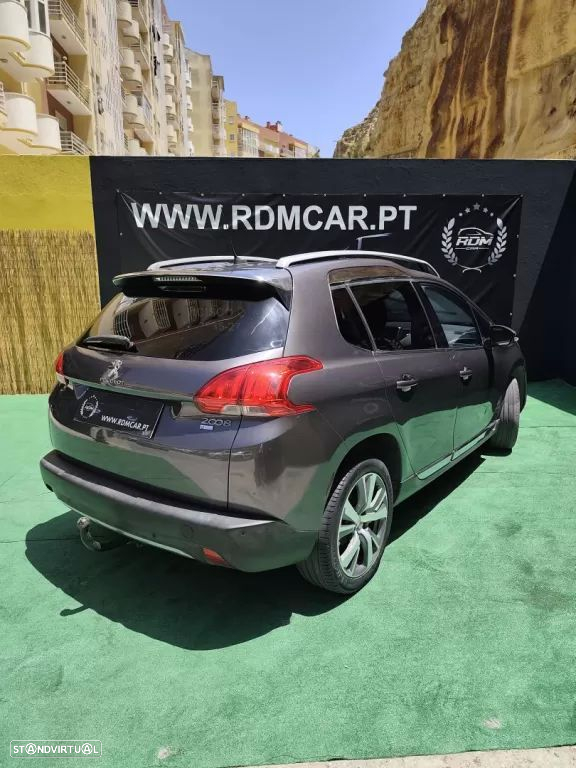 Peugeot 2008 1.6 e-HDi Allure - 4