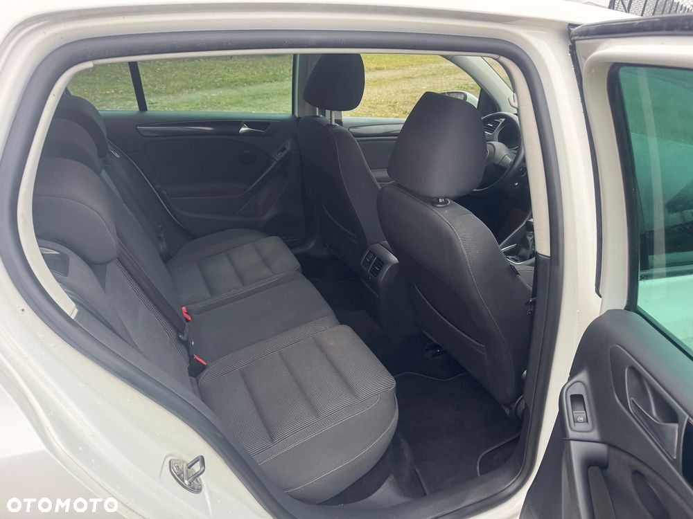 Volkswagen Golf 1.4 TSI Style - 24