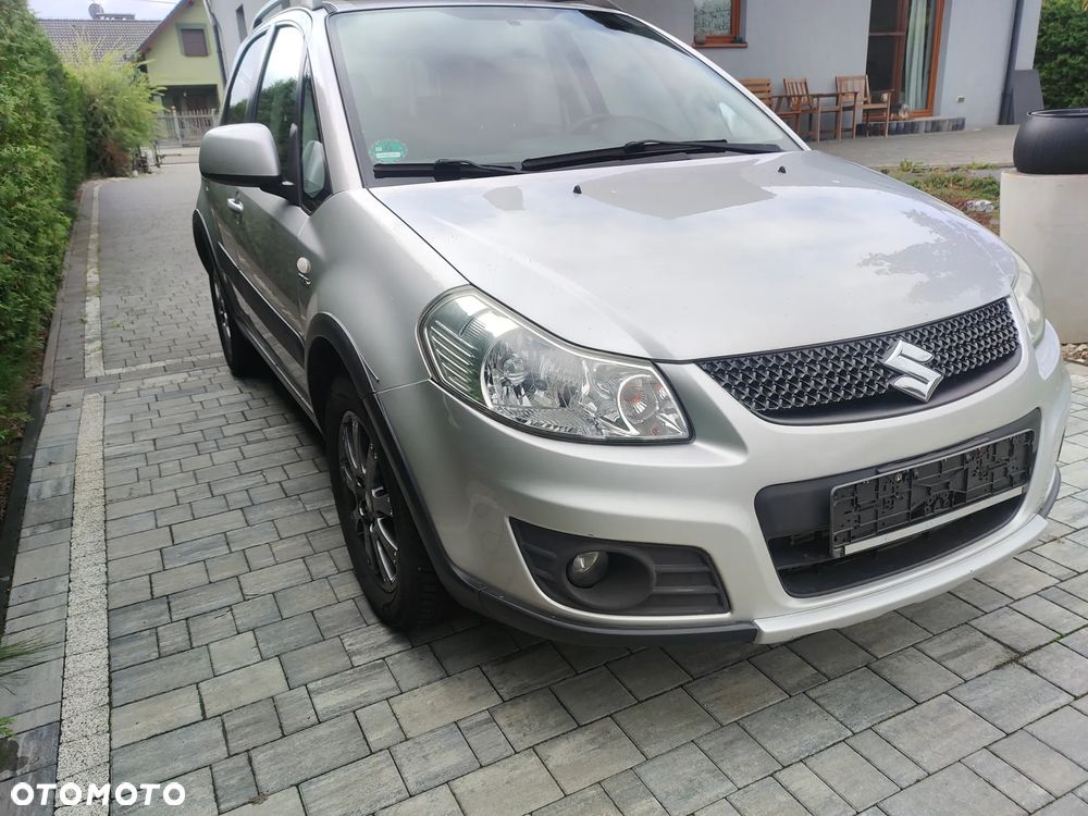 Suzuki SX4 2.0 DDiS 4x4 Style - 1