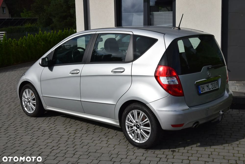 Mercedes-Benz Klasa A 160 BlueEFFICIENCY Elegance Special Edition - 10