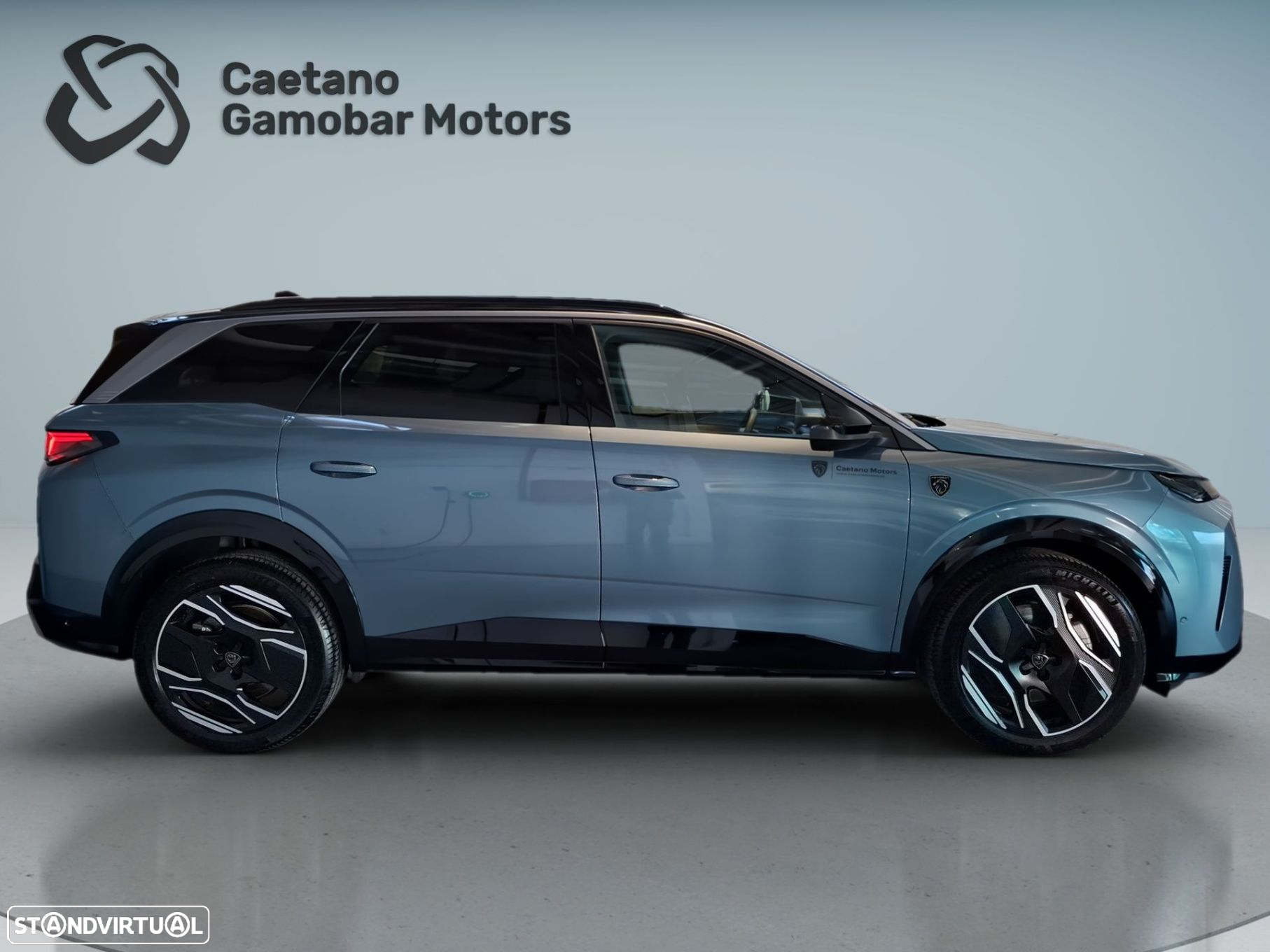 Peugeot E-5008 73 kWh GT - 9