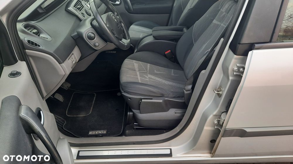 Renault Scenic - 5