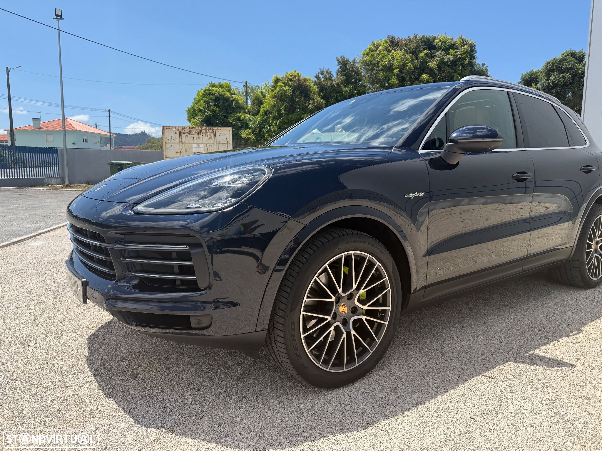 Porsche Cayenne E-Hybrid - 1