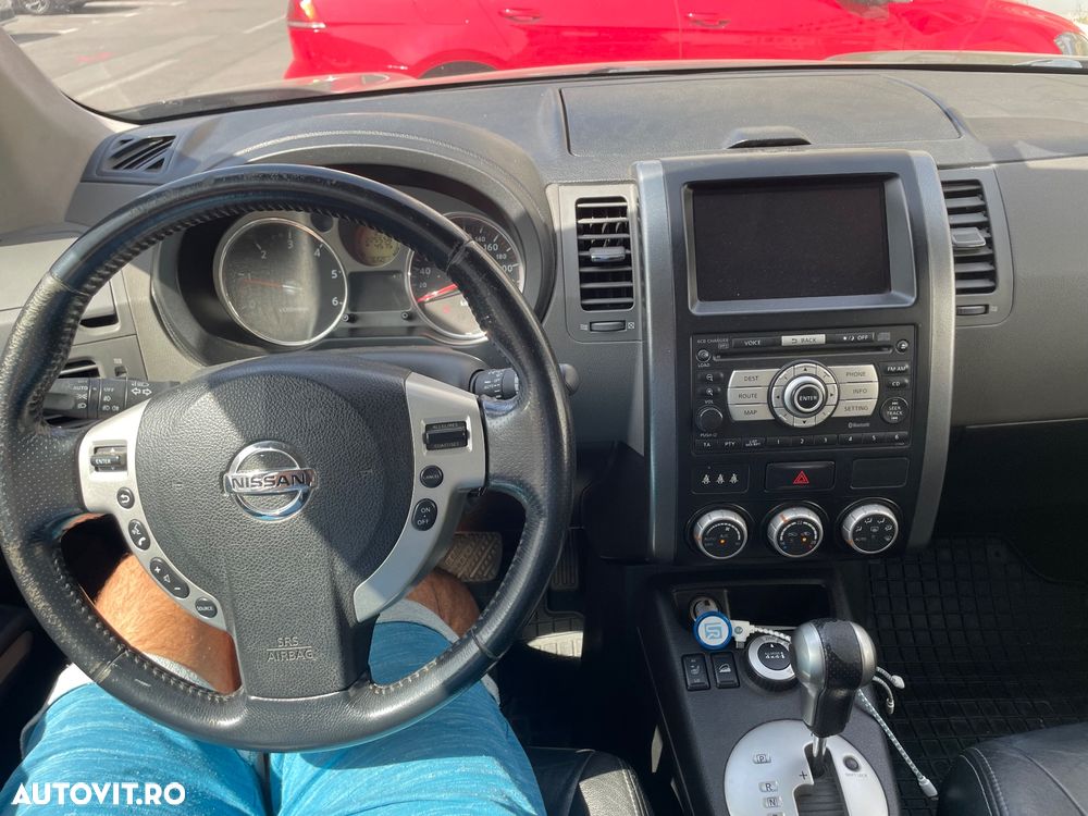 Nissan X-Trail 2.0 dCi DPF All Mode 4X4-i Elegance Aut - 12