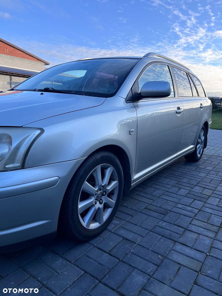 Toyota Avensis 2.0 D-4D Prestige - 10