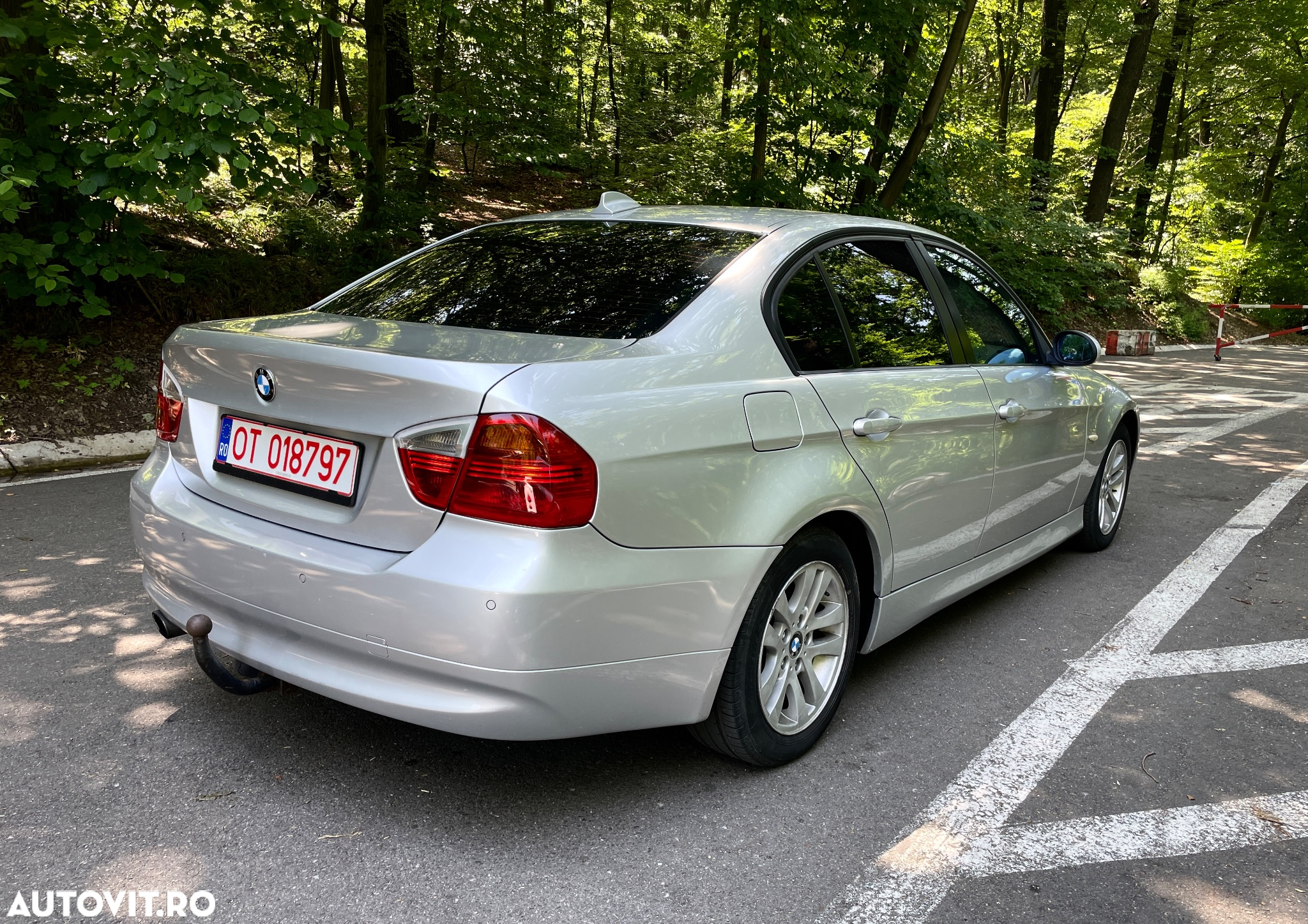 BMW Seria 3 320d - 5
