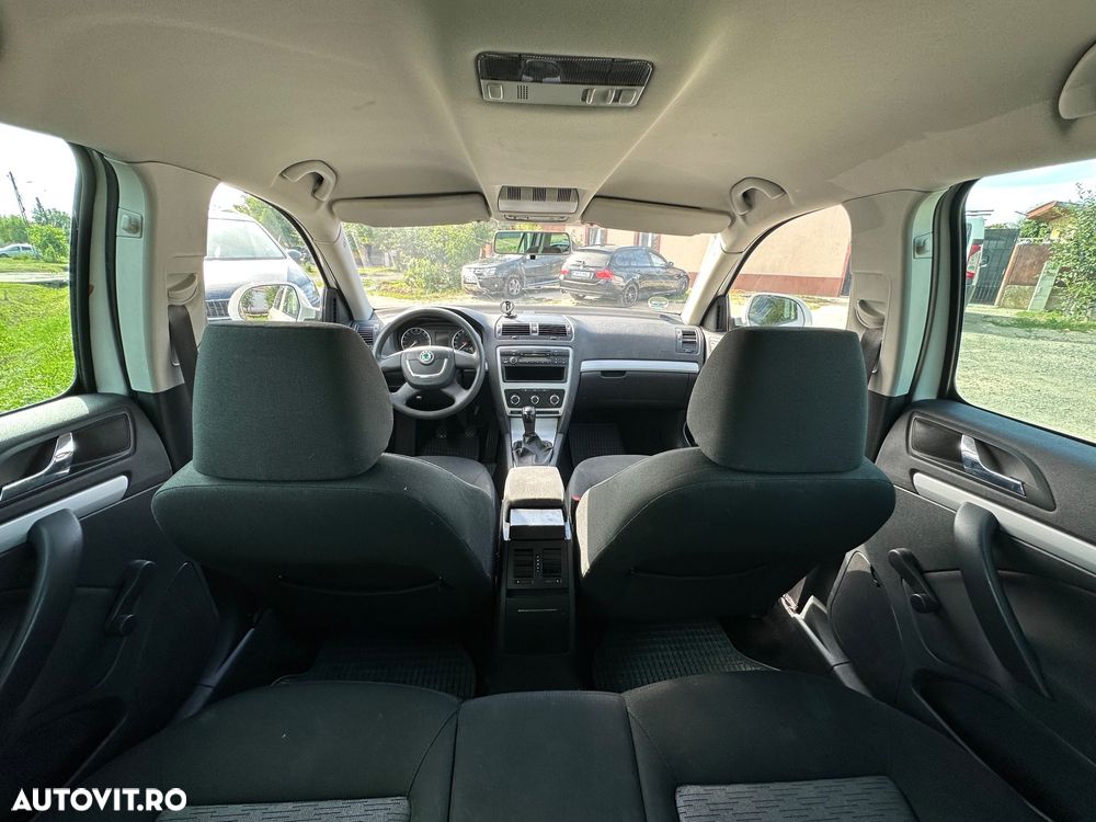 SKODA Octavia 2009 — imagine 8