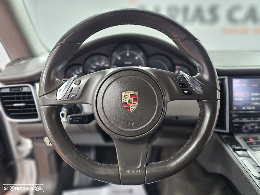 Porsche Panamera Platinum Edition - 14