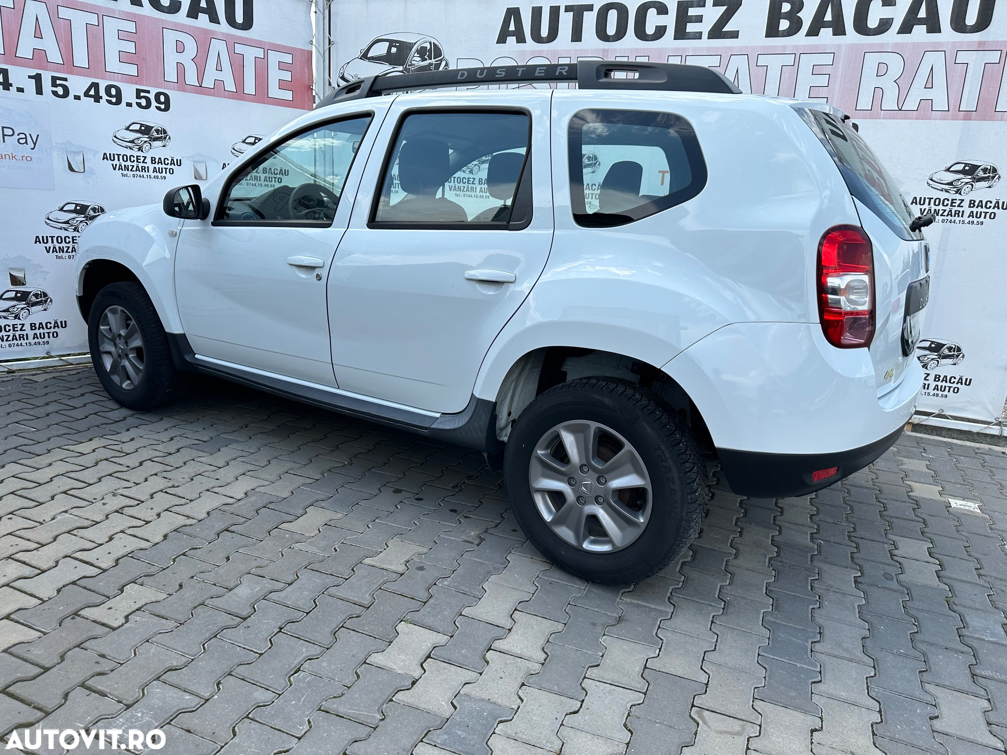 Dacia Duster 1.5 dCi 4x4 Laureate - 4