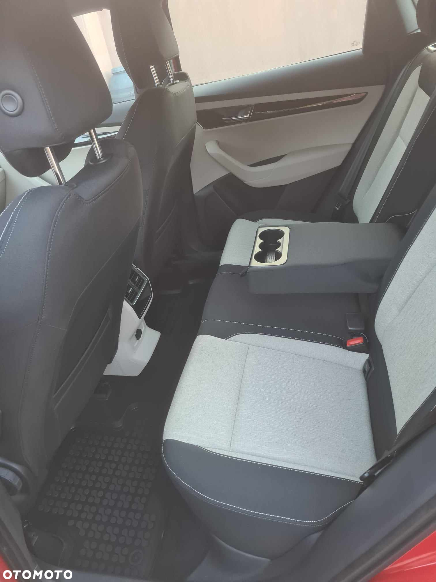 Skoda Karoq 1.5 TSI ACT 4x2 Style - 19