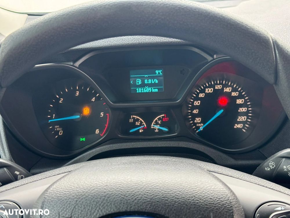 Ford TRANSIT CONNECT - 13