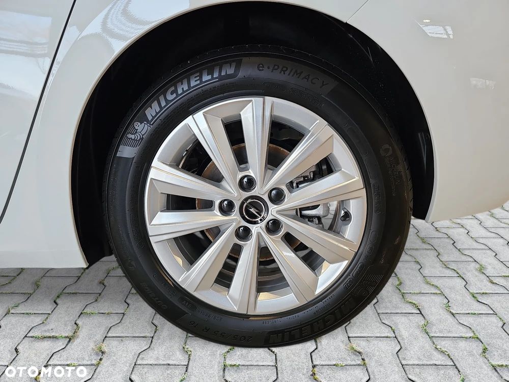 Opel Astra 1.2 T mHEV Edition S&S eDTC - 10