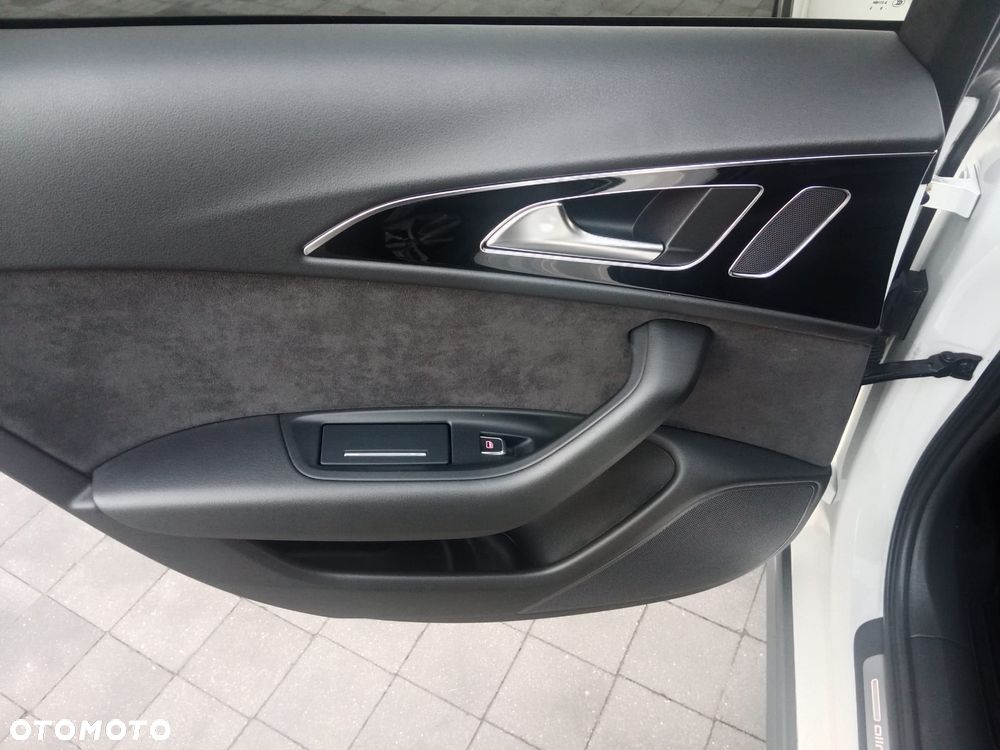 Audi A6 Allroad - 18