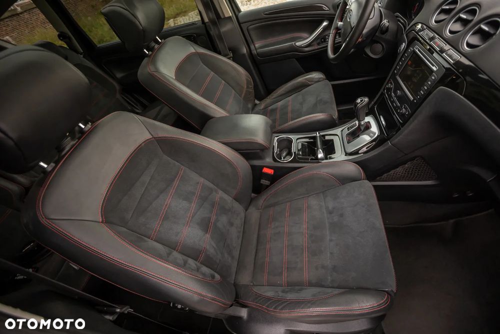 Ford S-Max - 29