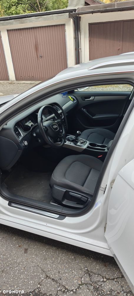 Audi A4 Avant - 4