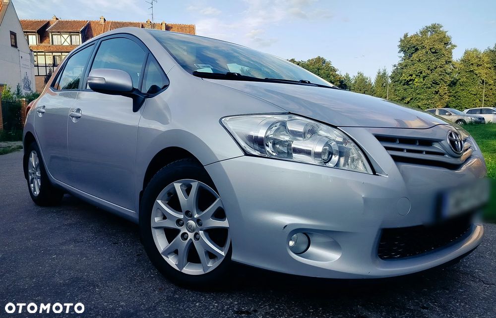 Toyota Auris 1.6 Active - 1