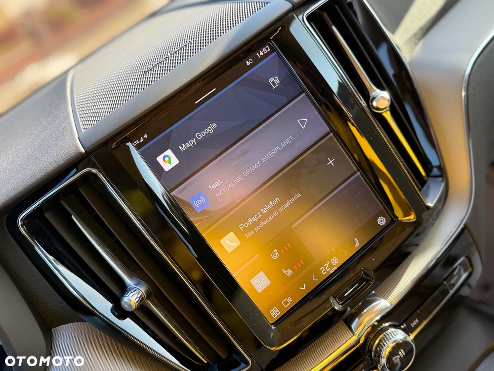 Volvo XC 60 B4 D AWD Geartronic Momentum Pro - 31