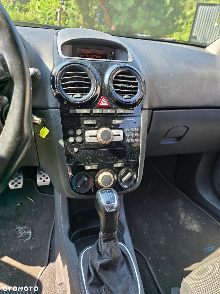 Opel Corsa 1.6 Turbo OPC - 13