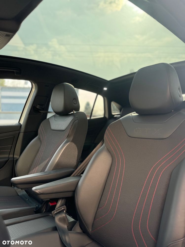 Volkswagen ID.5 77kWh GTX 4Motion - 8